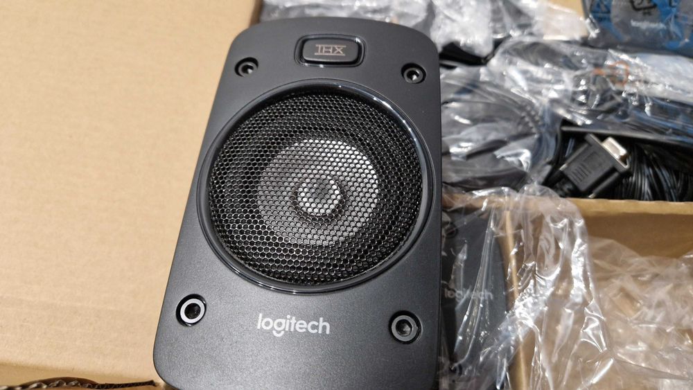 Głośniki LOGITECH Z906 5.1 cały zestaw plus adapter audio Bluetooth