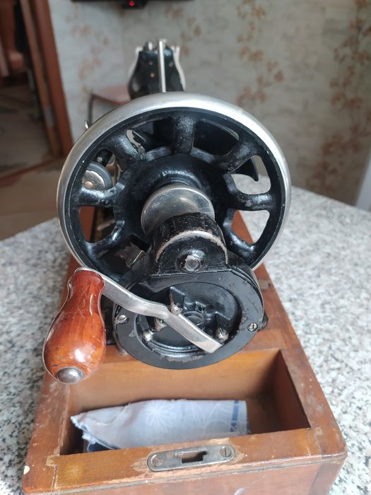 Швейна машинка ПМЗ