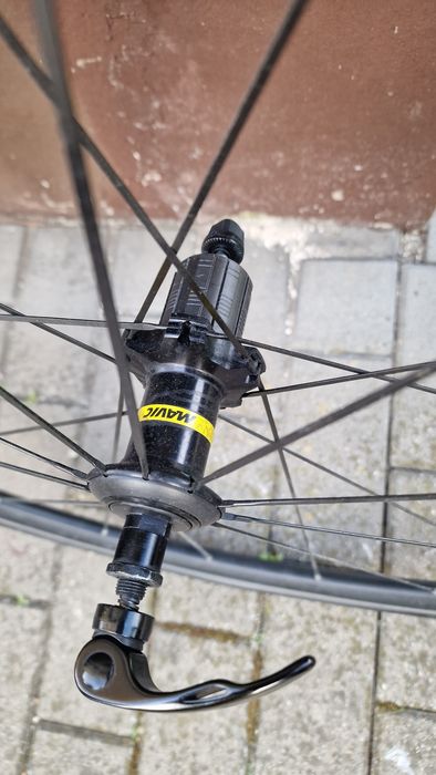Komplet kół szosowych Mavic elite ust z oponami 6ksion pro ust