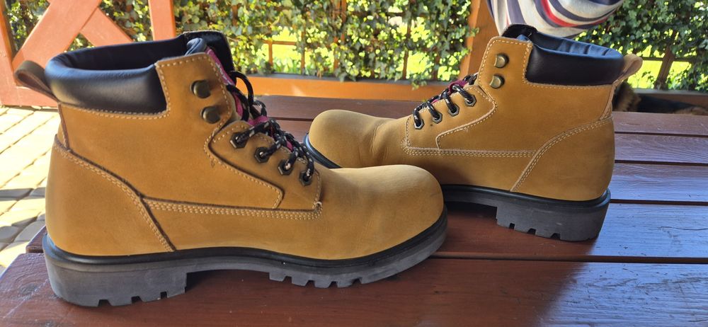 Buty męskie Levis - darmowa wysyłka