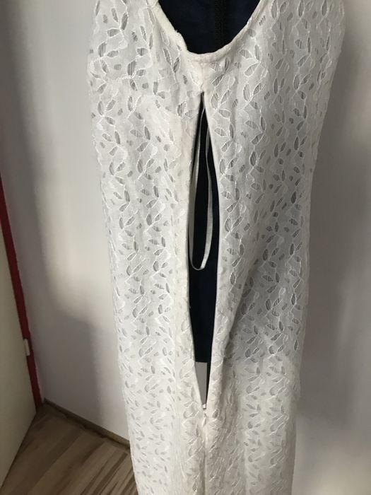 Elegancka sukienka rozmiar 16