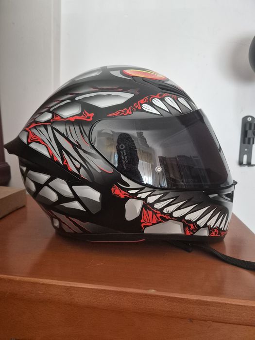 Vendo capacete agv
