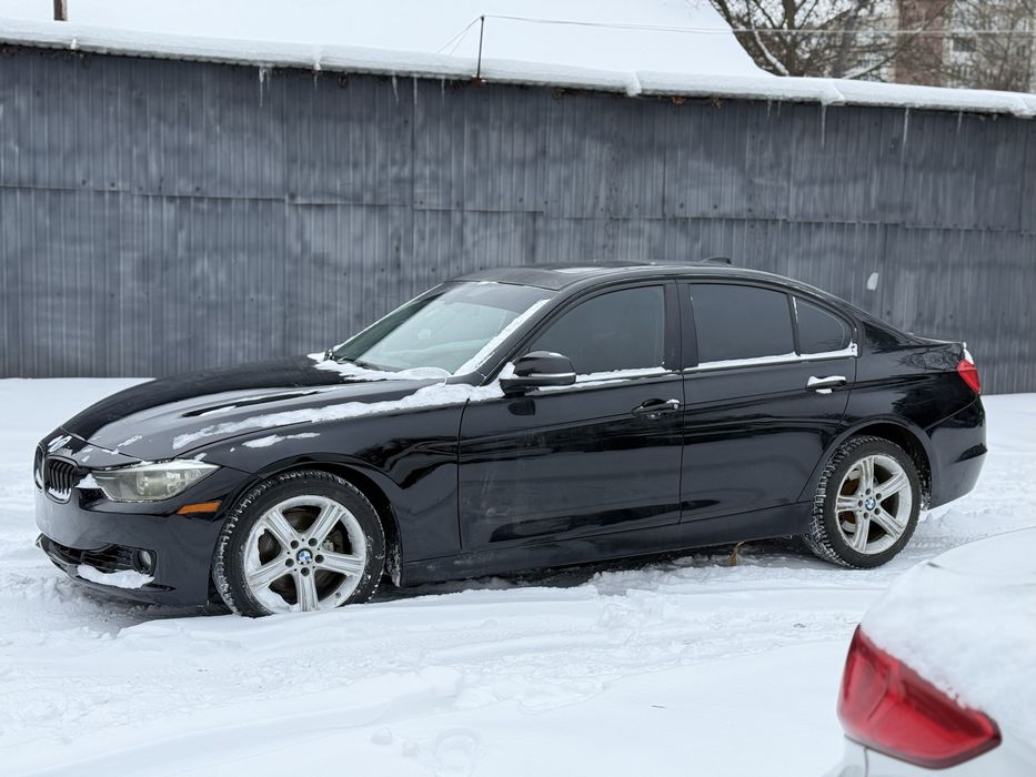 Продам Bmw 328i 2013р Легкі пошкодження
