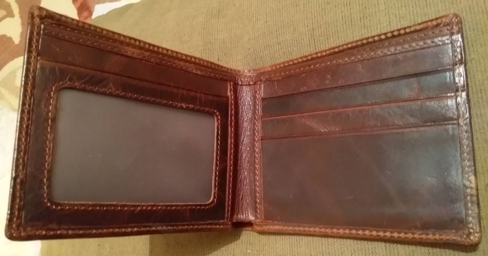 Кошелёк с тиснием "Китайский дракон"