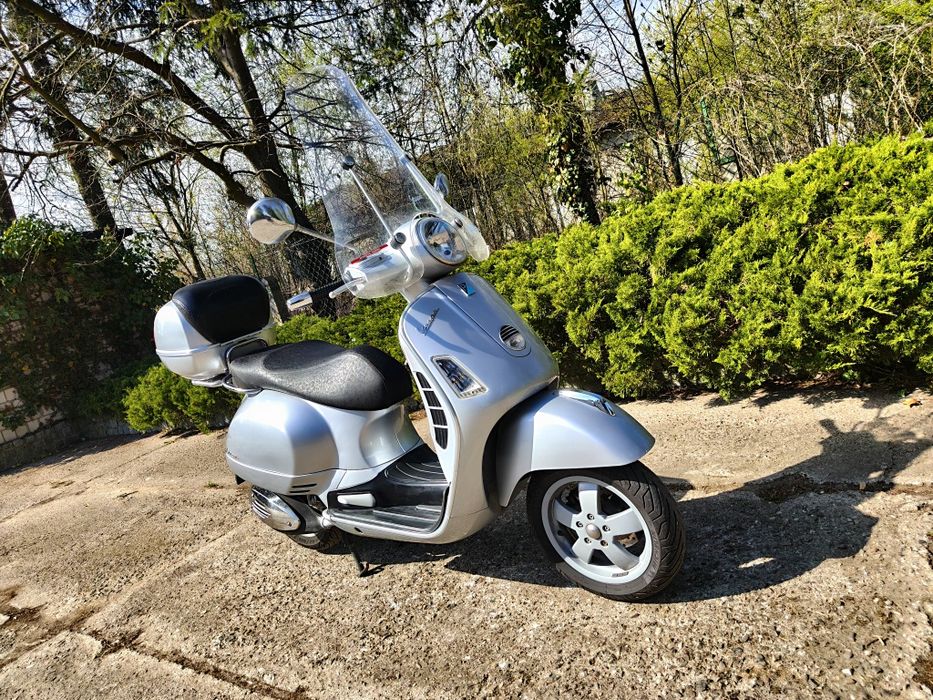 Piaggio Vespa 250/125, 2007r wtrysk, szyba, kufer ,  zarejestrowany