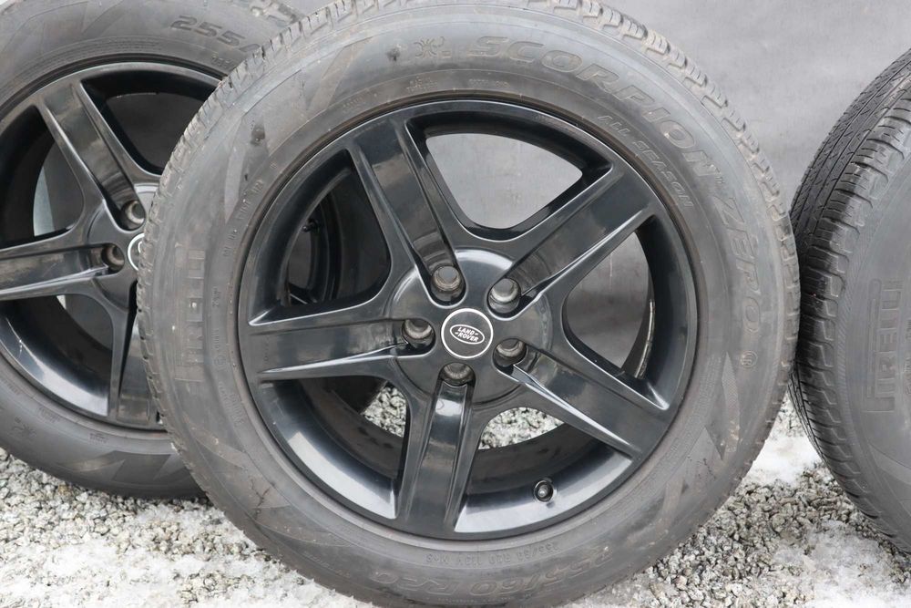 Felgi Koła LAND ROVER DEFENDER 20 CALI 5x120 8,5J OE M+S Pirelli