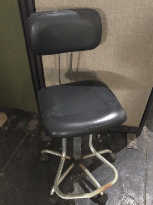 Estirador de Desenho (oferta de cadeira alta)