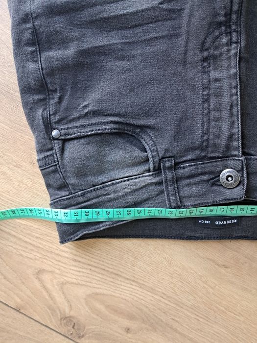 Spodnie jeansy dziewczęce Reserved 146