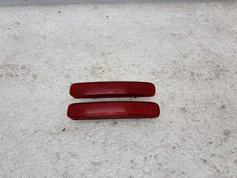 Toyota Corolla Verso II 2 04-09 odblask zderzaka prawy tył tylny