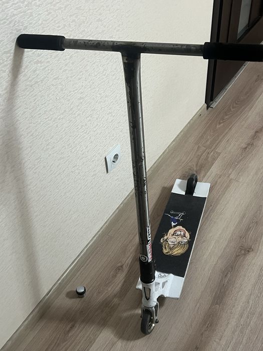 Трюковий самокат деребана нету