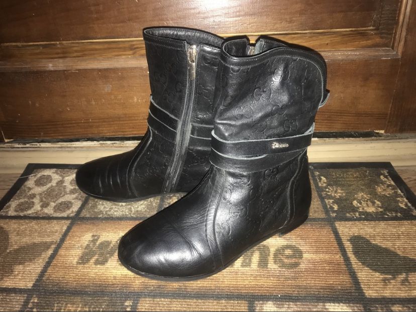 Сапоги полусапожки кожа