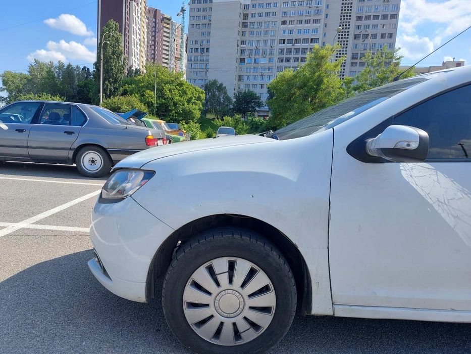 Renault Logan 2015 VIN VF14SRAP453426795 фото оголошення 4 з 17