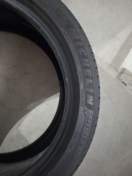 Pneu Michelin Primacy 4 225 45 R17
