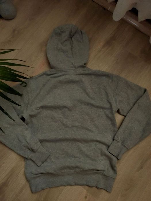 Продам кофту ellesse
