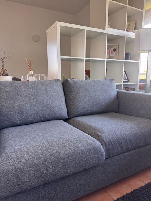 Sofá IKEA da gama VIMLE