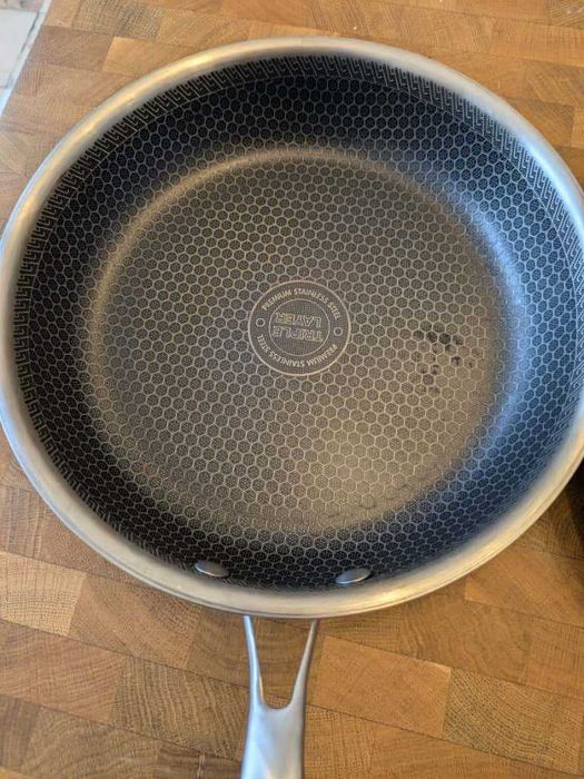 Conjunto de 2 frigideiras antiaderentes KASA – 20 cm e 24 cm