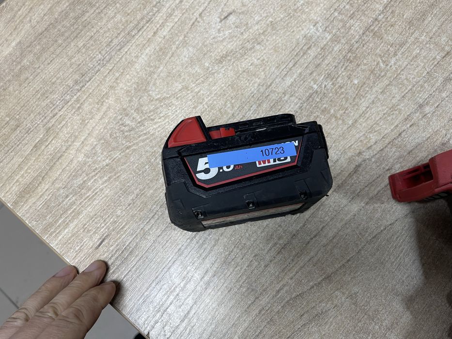 Milwaukee M18 гайковерт Мілвокі 300Нм