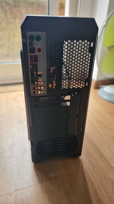 Gabinete Mars Gaming