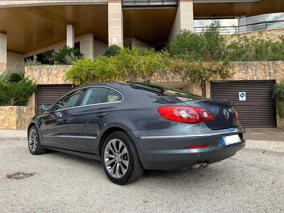 Volkswagen Passat CC 2.0 TDI - Ano 2009 -