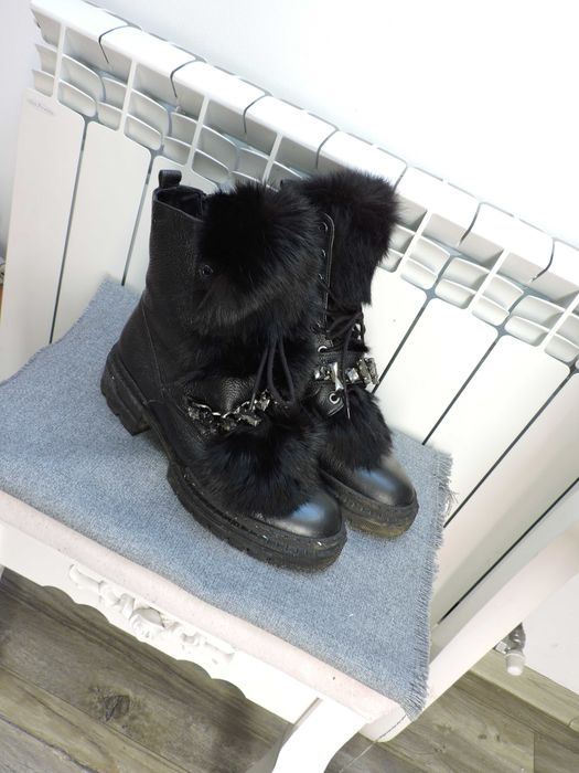 Eva Minge botki z futerkiem skórzane bryanciki 39