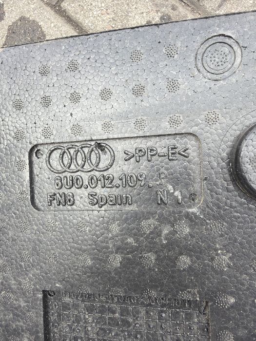 Audi Q3 wkład do bagażnika styropian