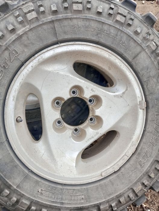 Koła 265 x70 x16 opony terenowe  stan jak nowe