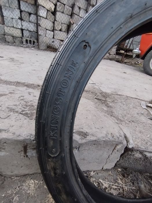 Продам резину r18 3.25 и 2.75