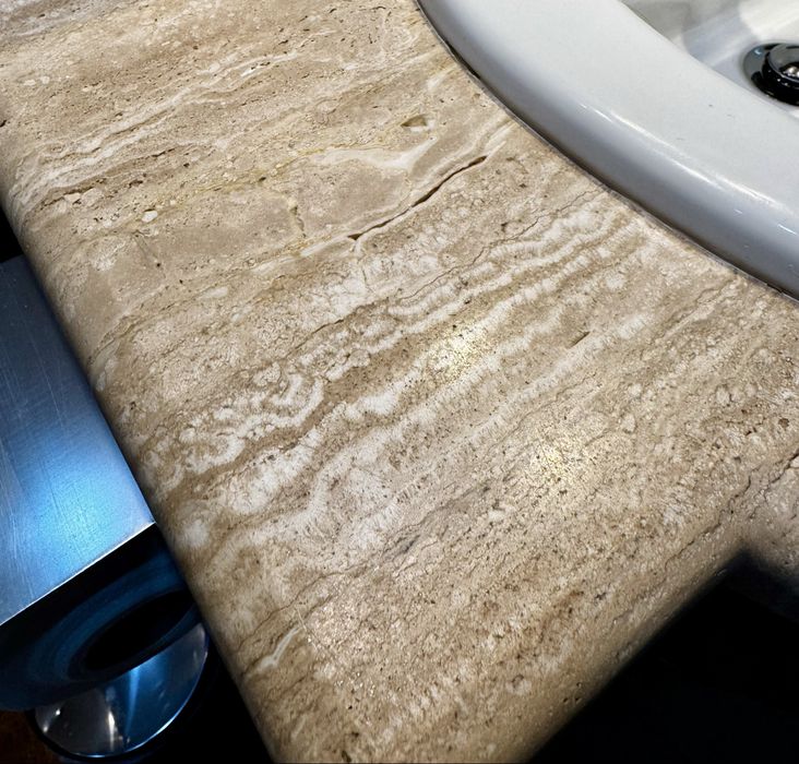 Móvel wc com espelho, lavatorio e torneira, pedra verdadeira