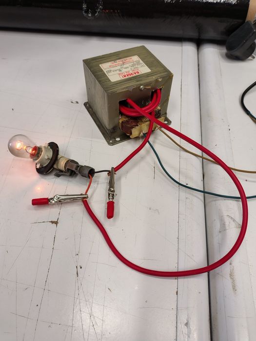 Transformator mikrofala