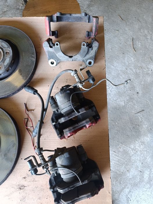 Sprzedam hamulce przód 312 audi a4 b6
