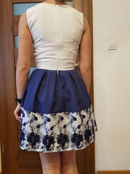 Sukienka kremowo- niebieska