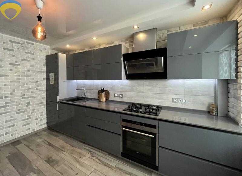 Продам 3к квартира біля парку Перемоги | дизайнерський ремонт | 83 м²