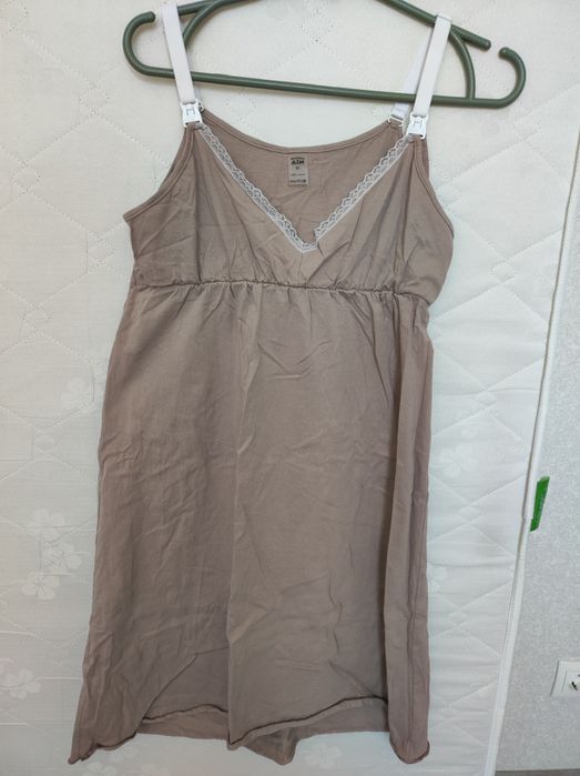 Сорочка для годування, в пологовий