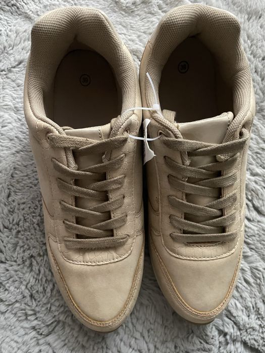 Sneakers damskie 39 nowe