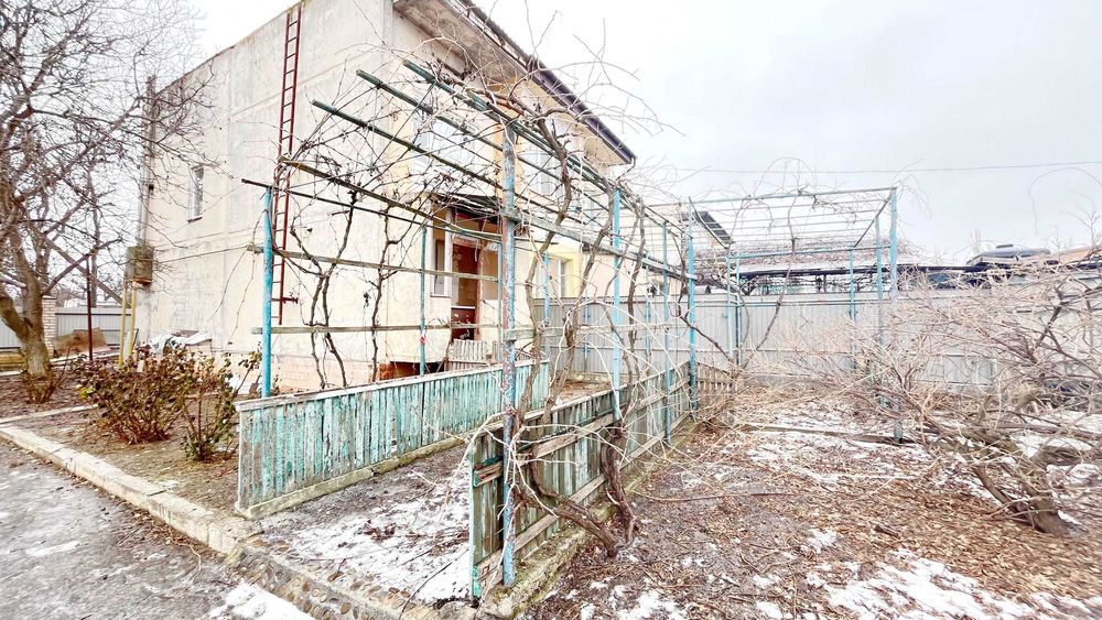 Продаж частини котеджу біля Миколаєва ( 20 км).  Сертифікат +