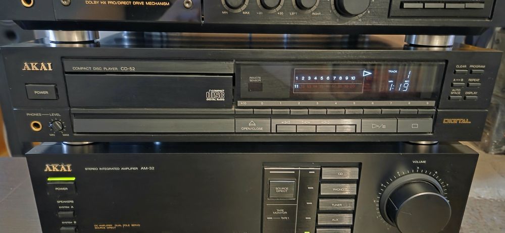 Akai AM-32,CD-52,GX-52,AT-52