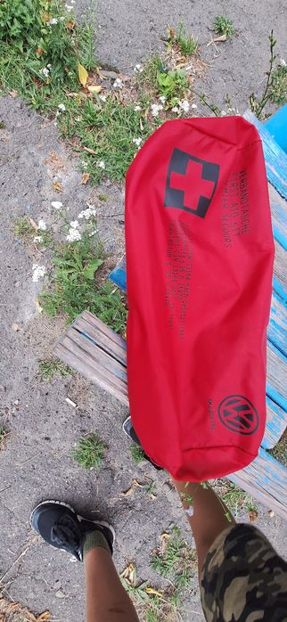 Аптечка автомобільна