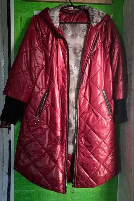 Куртка бордова демісезонна
