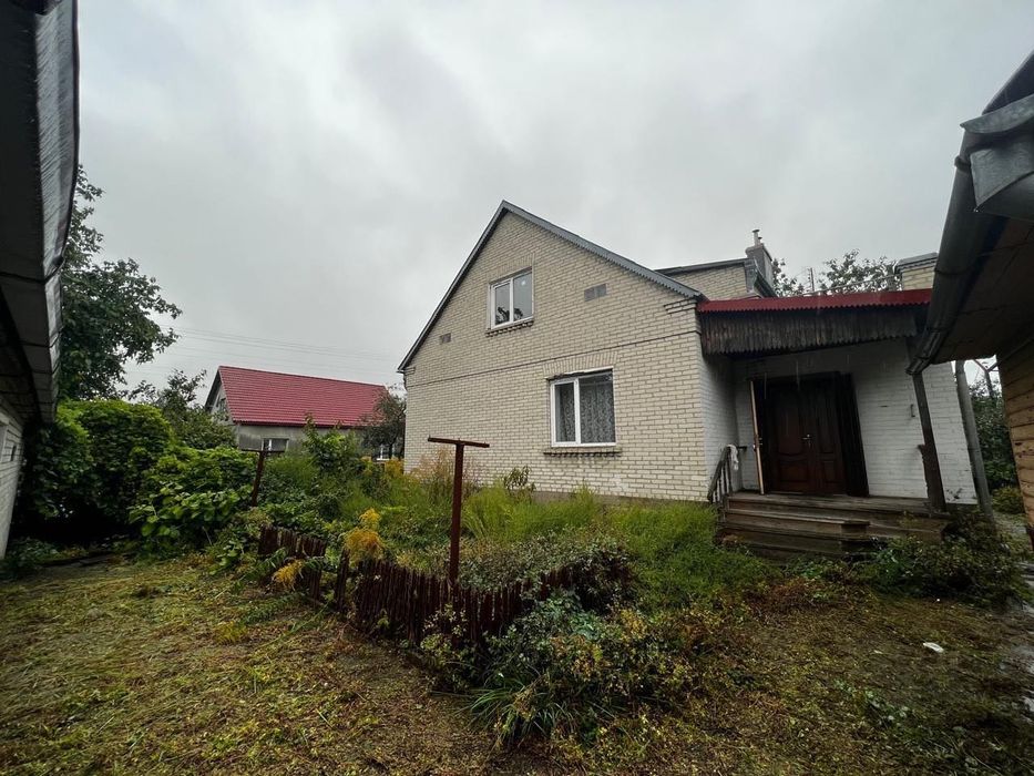 Продаж будинку з мансардою у Нововолинську