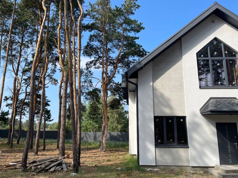 Идеальный уголок в Лесной Буче: Дом с Участком в Сосновом Лесу!