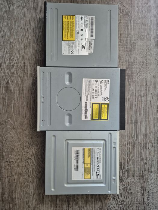 Unikaty Retro PC / Archiwizacja: Samsung SH-S203B SATA | LITE-ON SOHW-812S | LG 2001