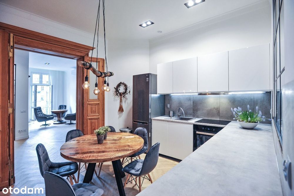 al. Jana Pawła II elegancki apartament w kamienicy