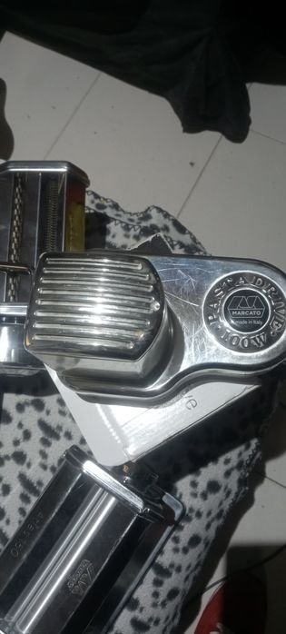 Máquina de massa Ferrari