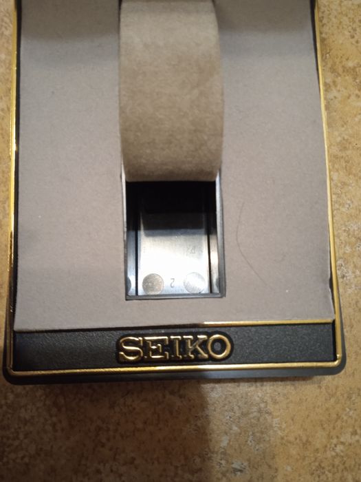 Коробка пустая от часов Seiko