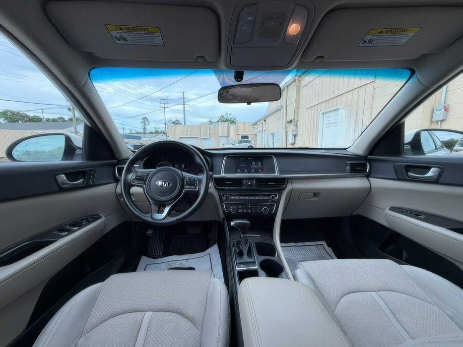 Kia Optima Hybrid      2017