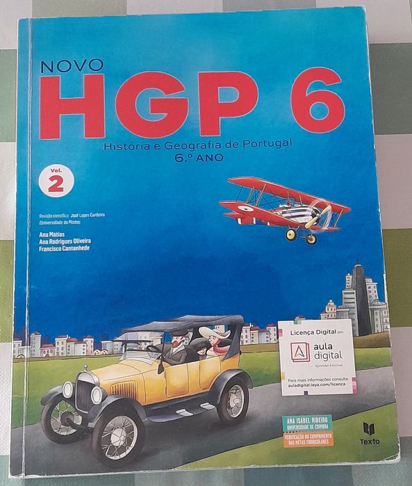 Manuais e caderno actividades de história 6 ano