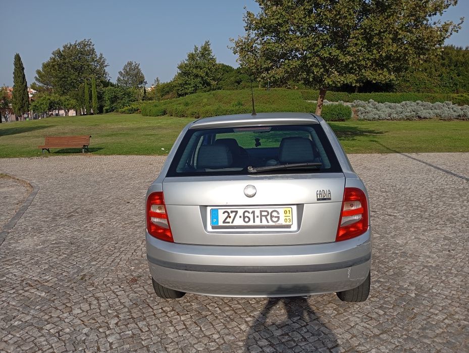 Skoda Fabia 1.4 gasolina 2001