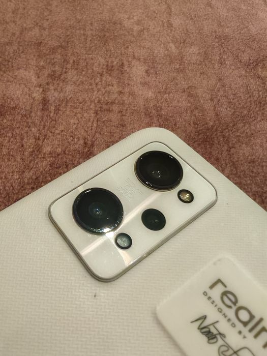 Realme GT2 White Paper Edition 12 GB Ram e 256GB Armaz. - Como Novo!