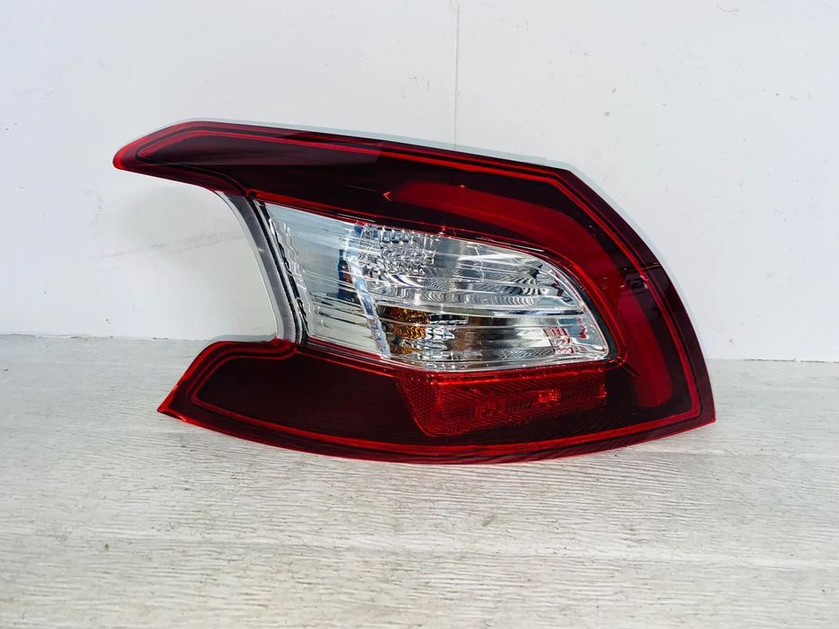 Farolim Trás Esquerdo Peugeot 308 (Led) - 2013 / 2017
