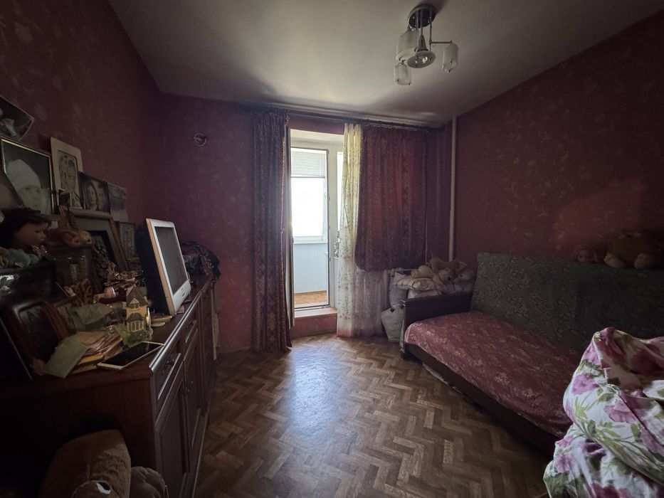 Продаж унікальної дворівневої 5-ти кімнатної квартири р-н Митниця